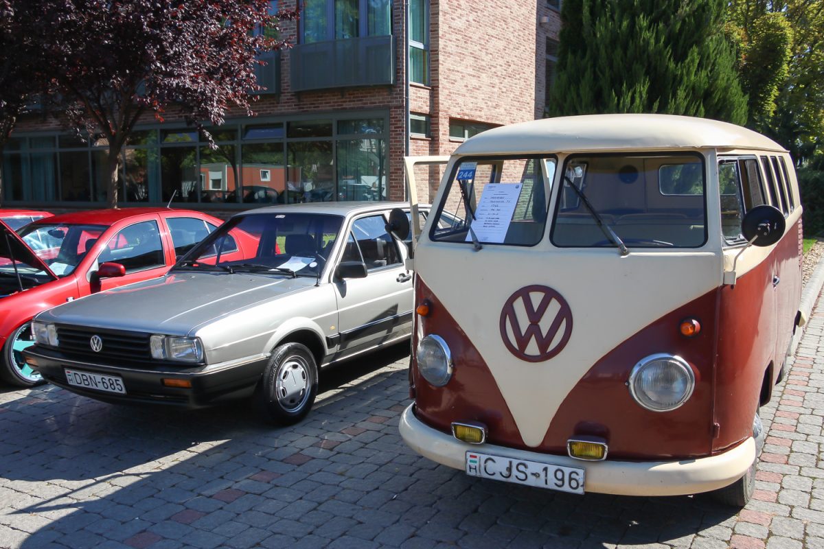 VOLKSWAGEN