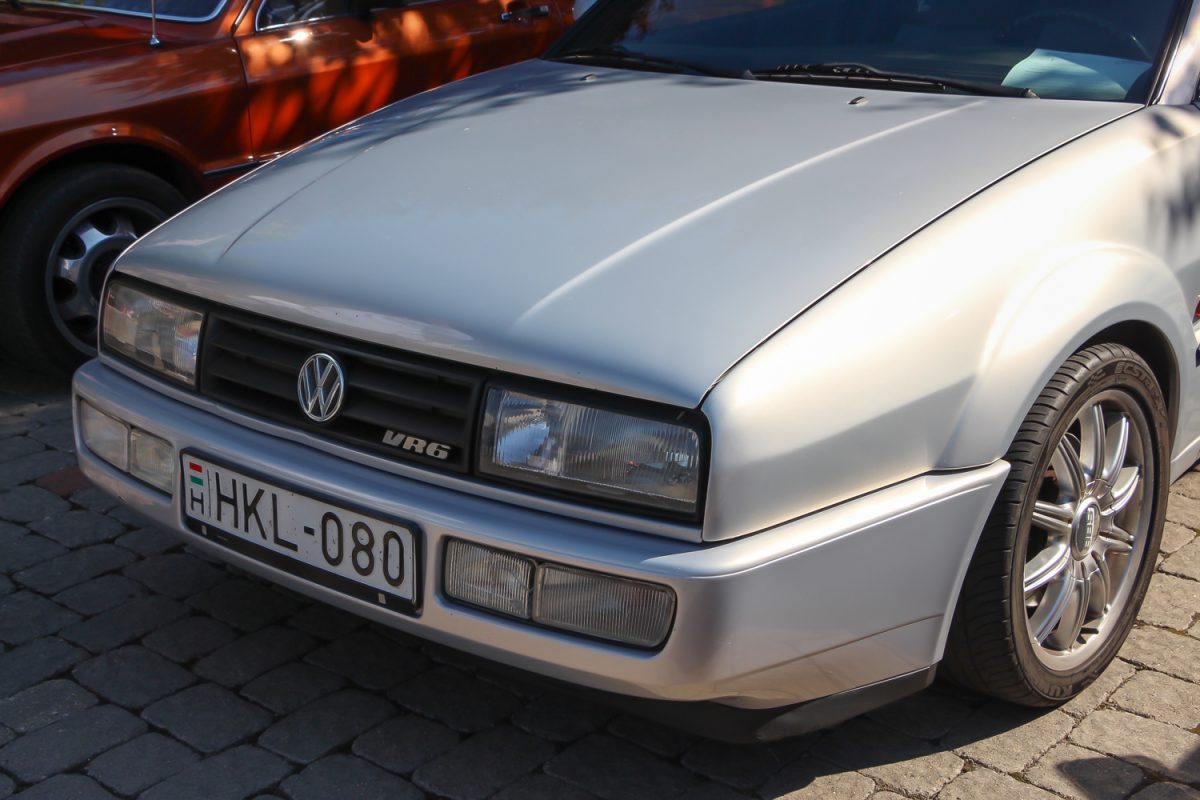 VOLKSWAGEN