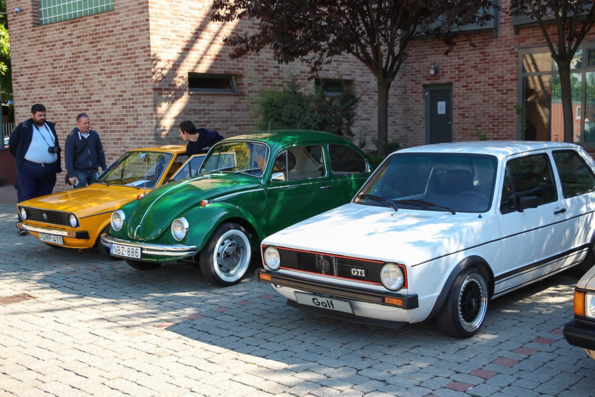 VOLKSWAGEN
