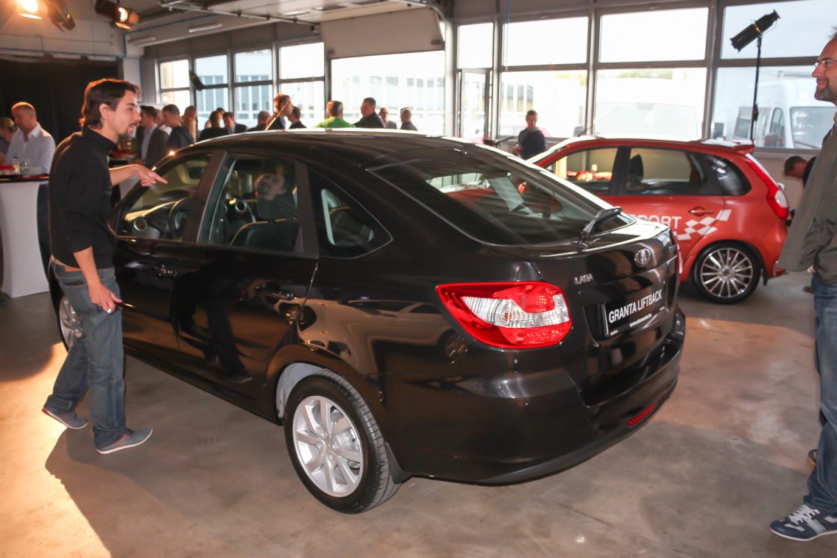 LADA