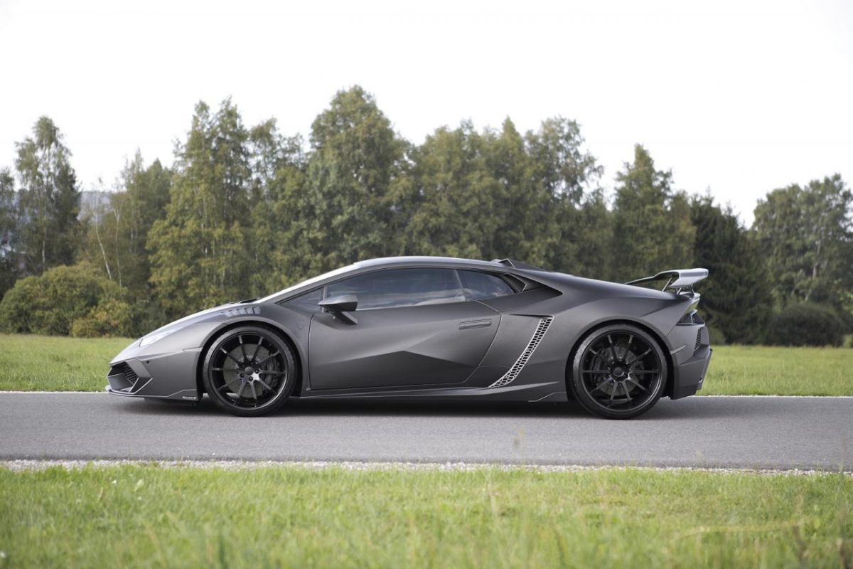 LAMBORGHINI