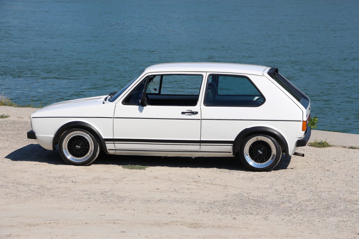 VOLKSWAGEN