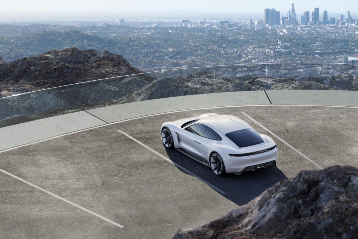 PORSCHE