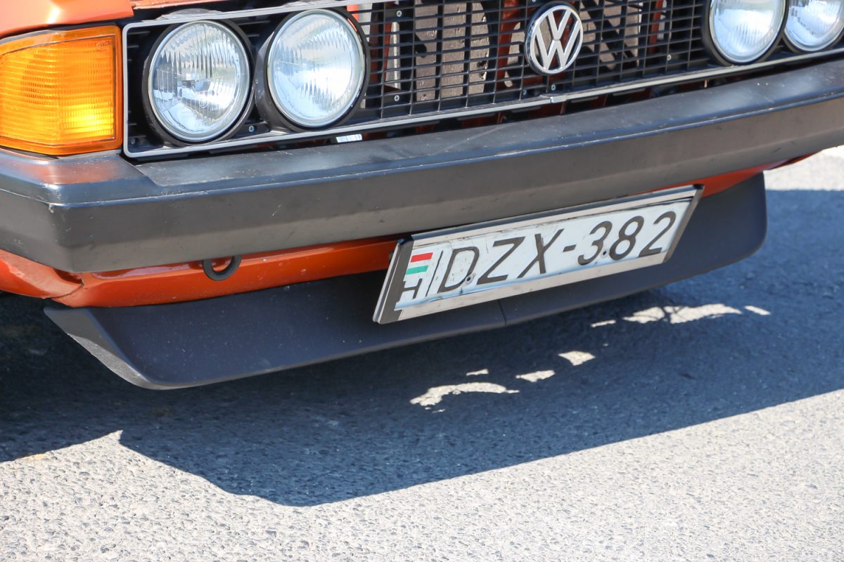 VOLKSWAGEN