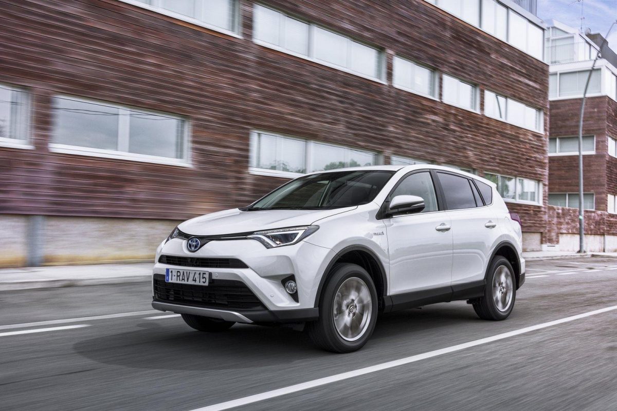 TOYOTA RAV 4