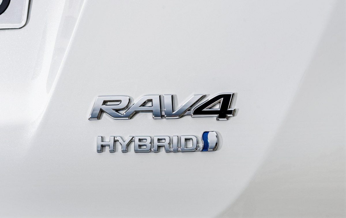 TOYOTA RAV 4