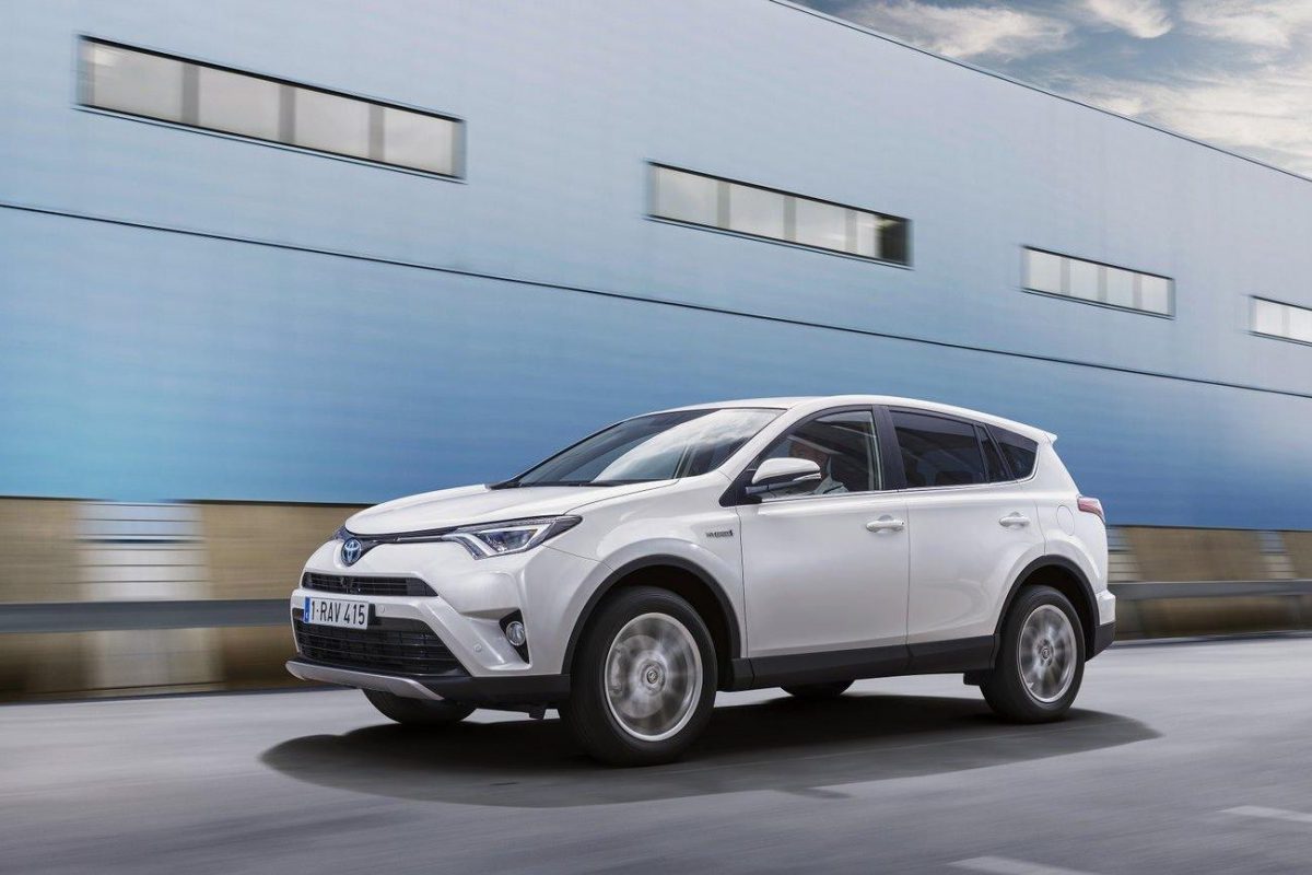 TOYOTA RAV 4
