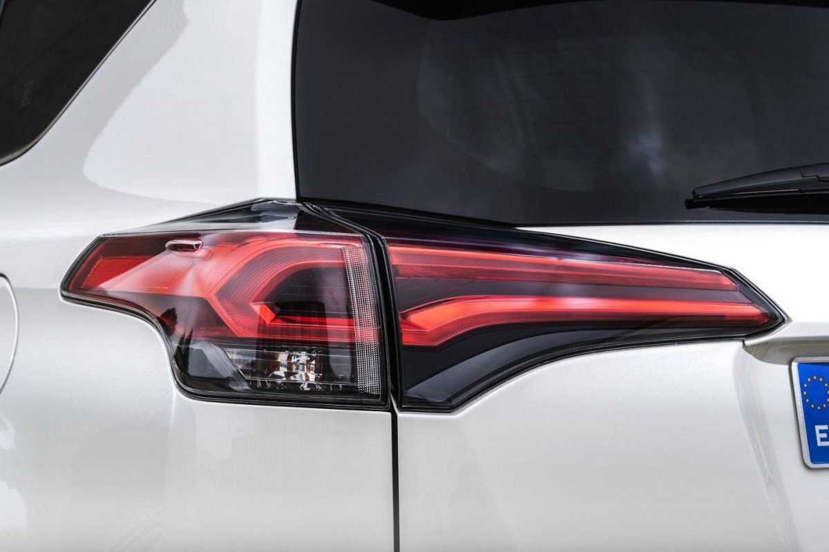 TOYOTA RAV 4
