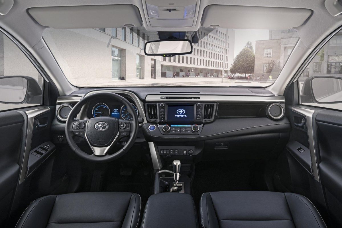 TOYOTA RAV 4