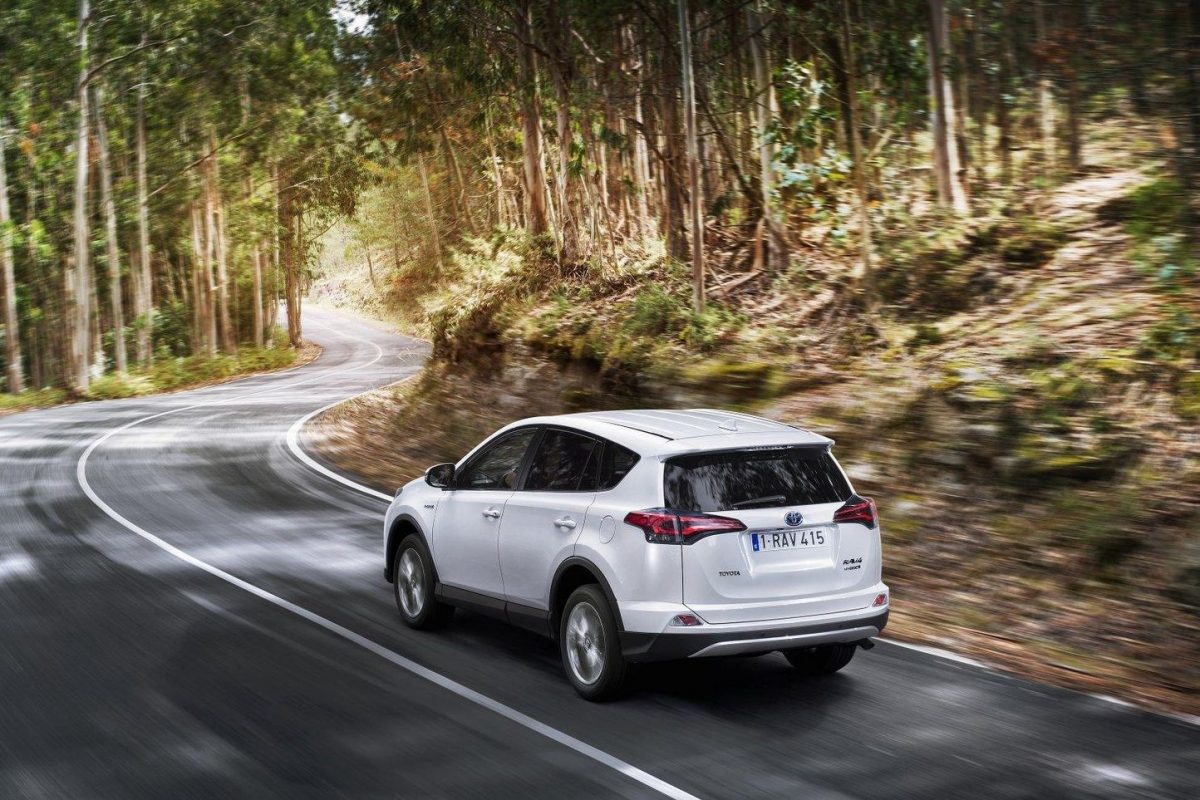 TOYOTA RAV 4