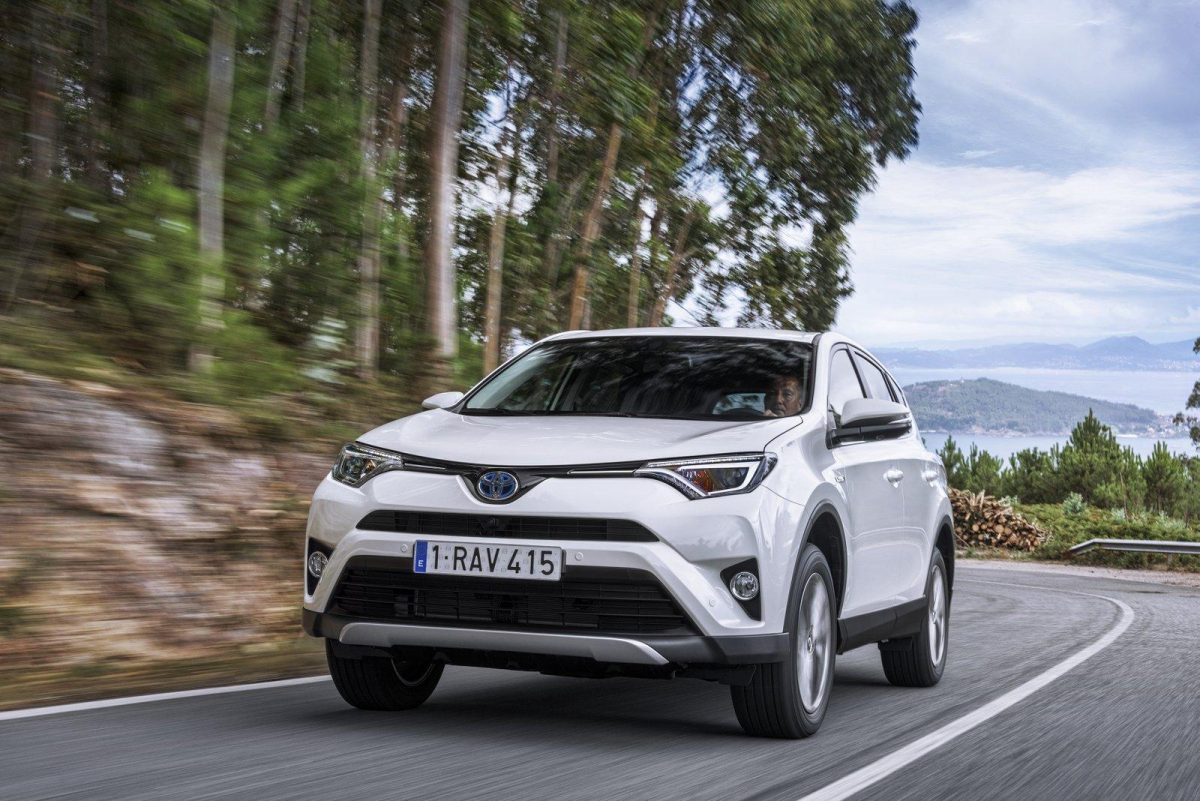 TOYOTA RAV 4