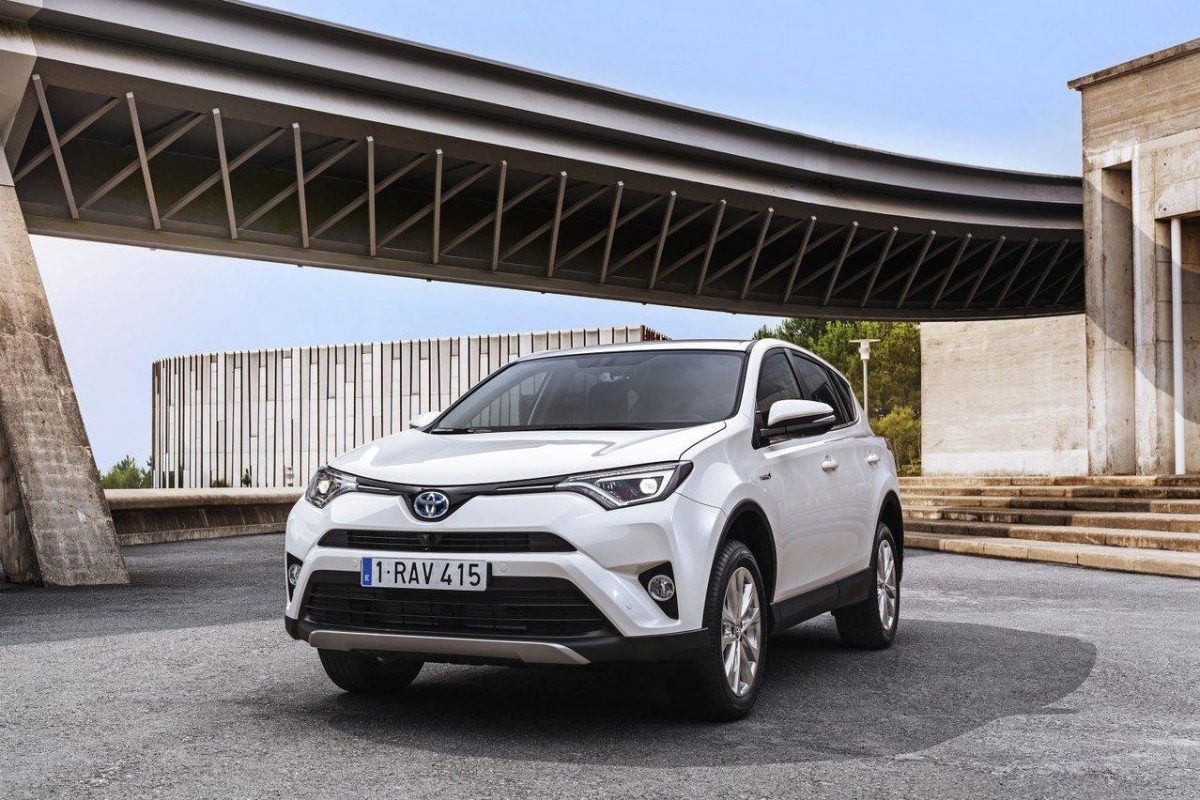 TOYOTA RAV 4