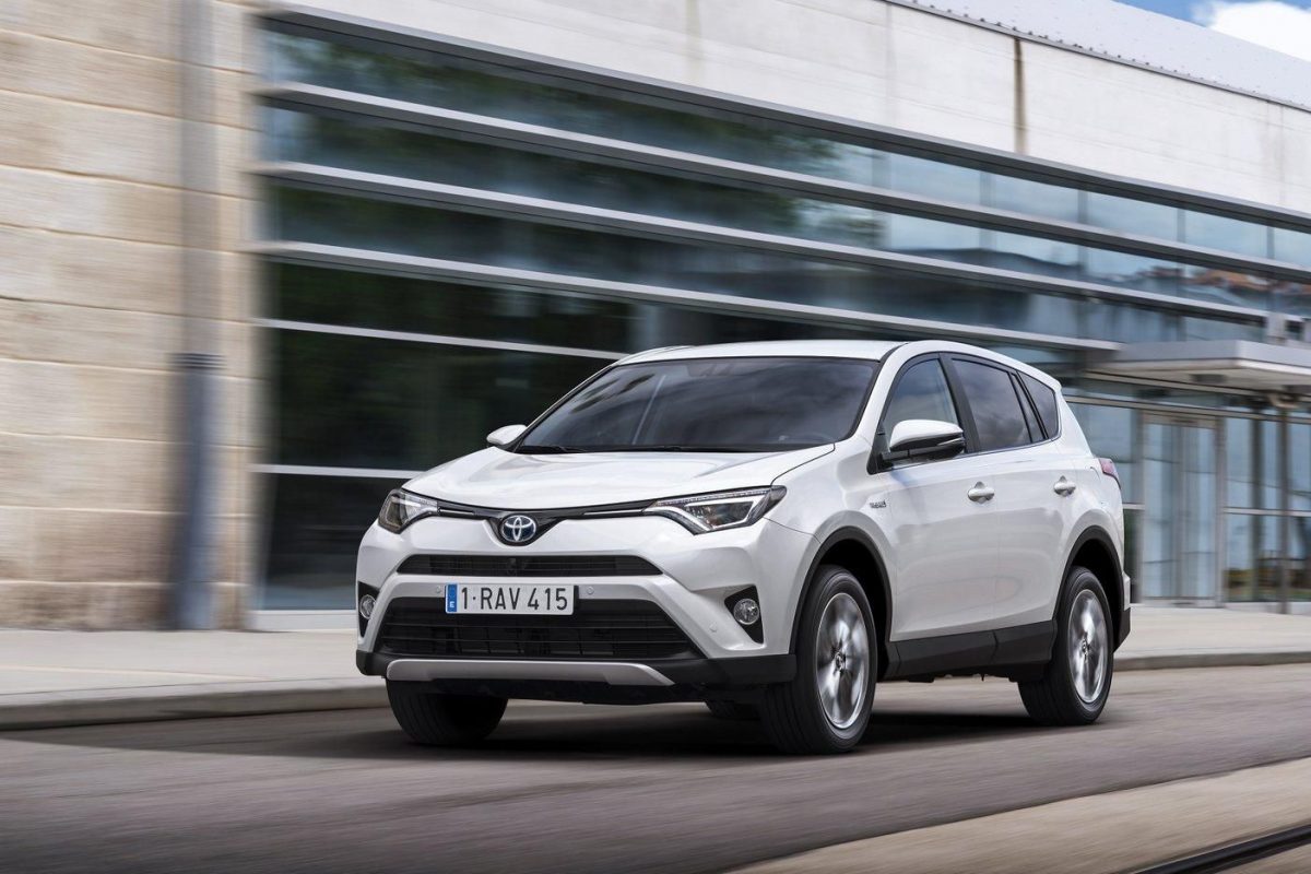 TOYOTA RAV 4