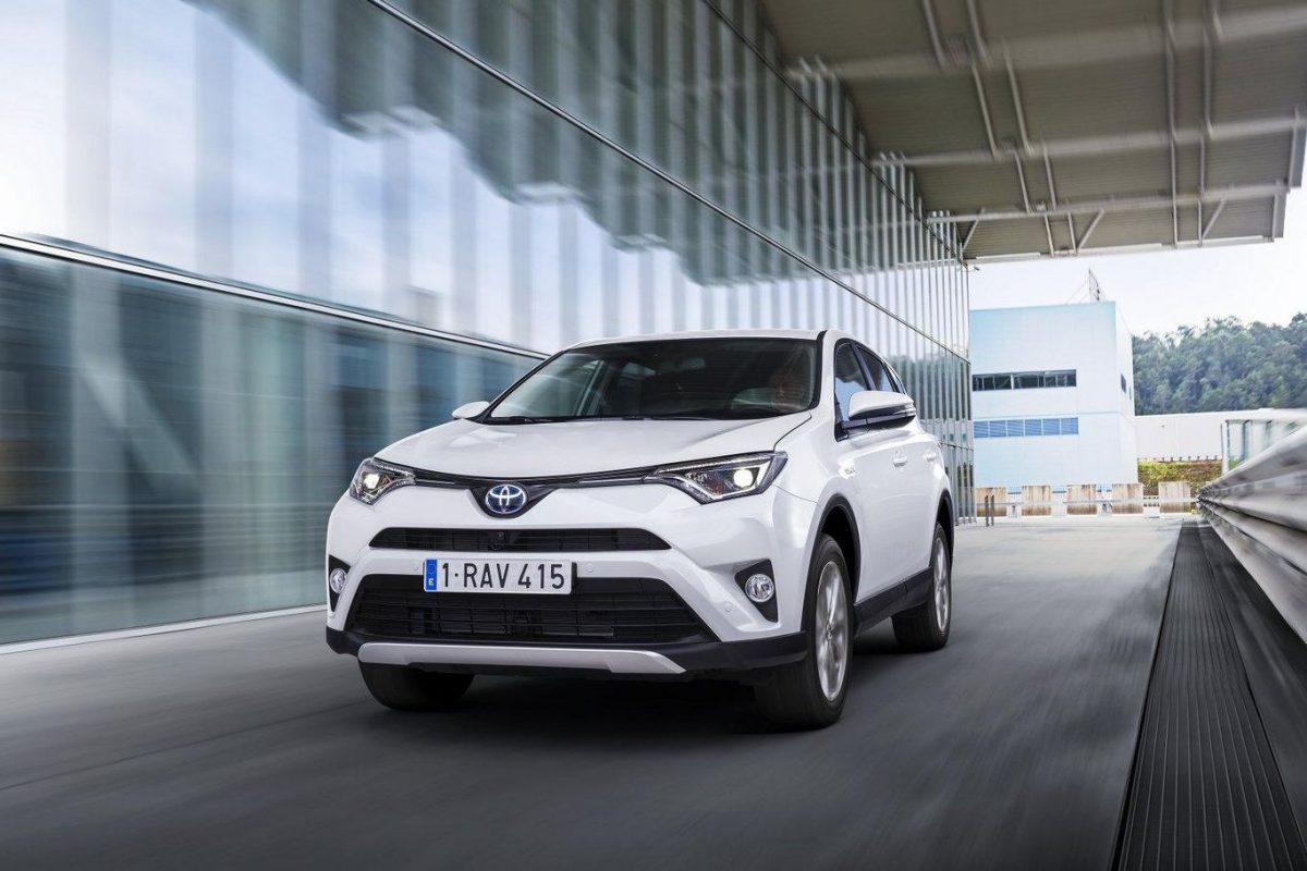 TOYOTA RAV 4