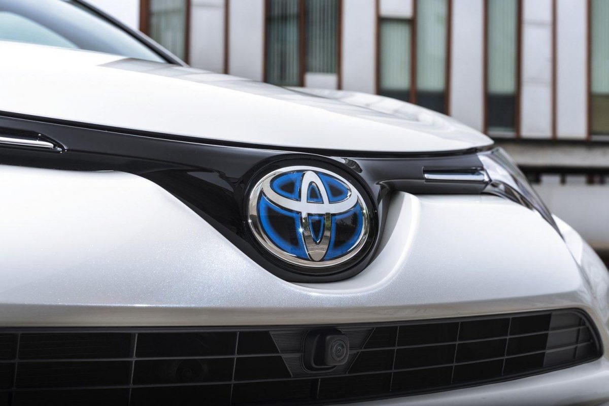 TOYOTA RAV 4