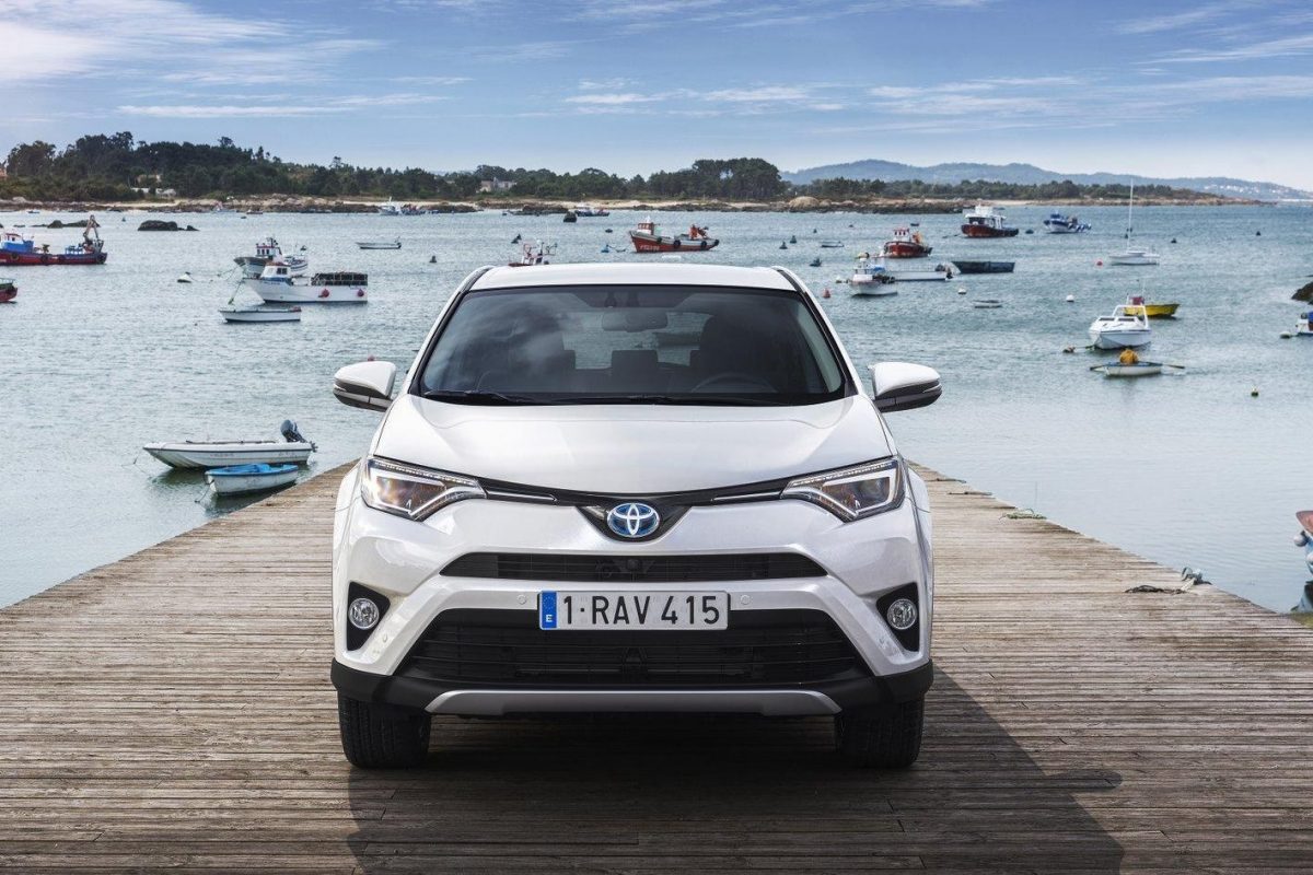 TOYOTA RAV 4