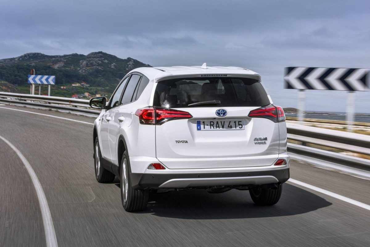 TOYOTA RAV 4