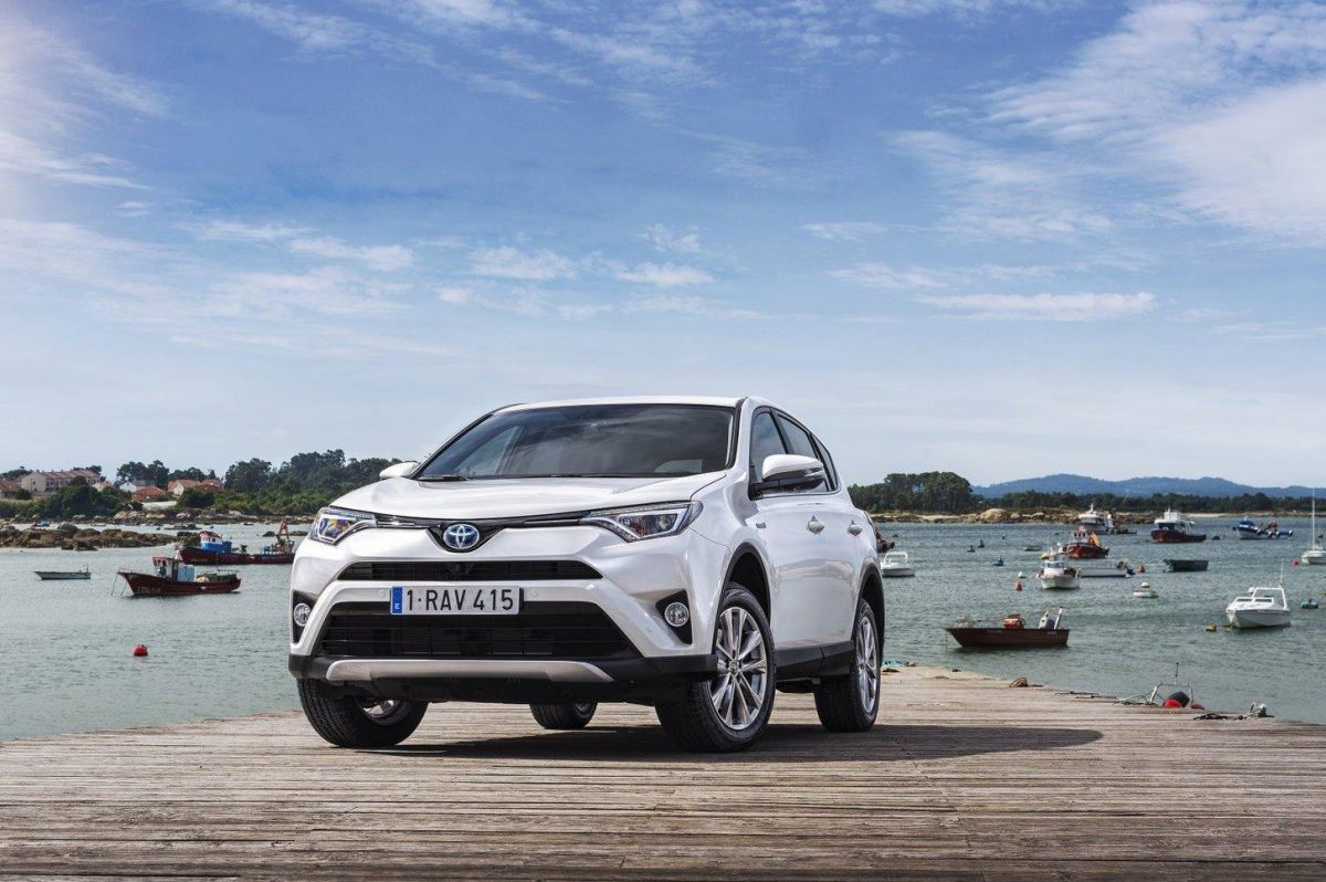 TOYOTA RAV 4