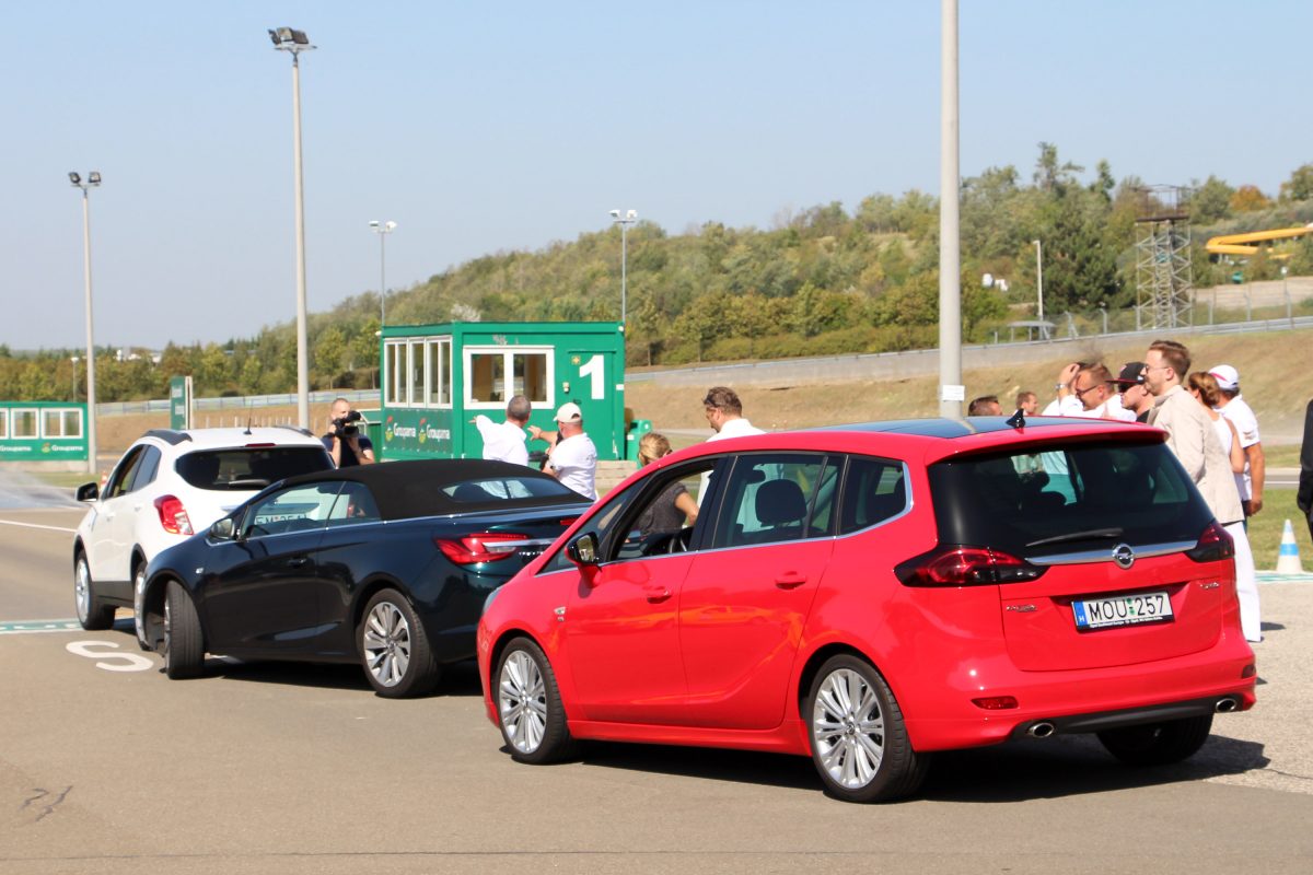 OPEL ADAM