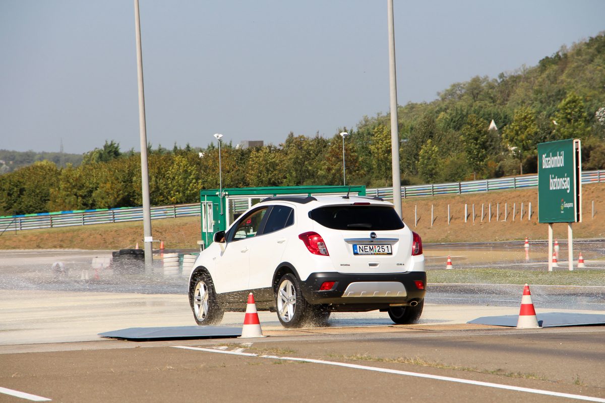 OPEL ADAM