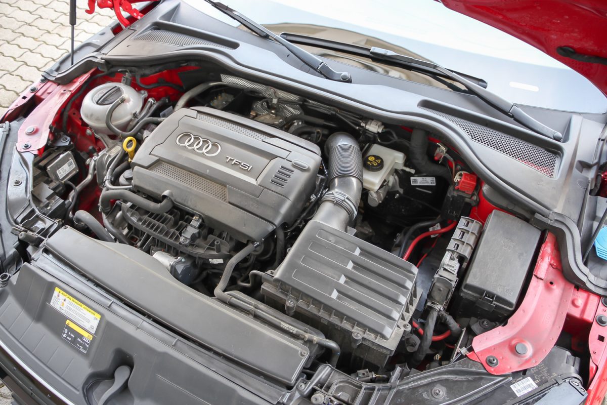 AUDI