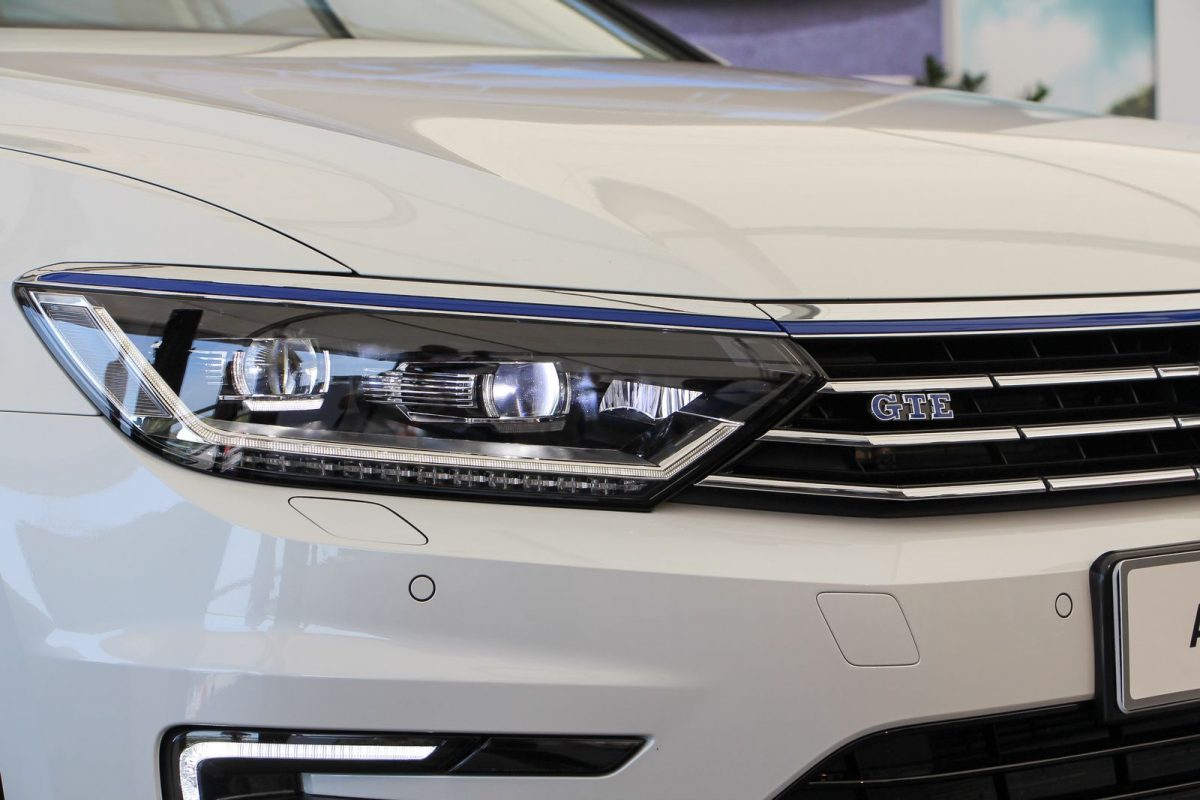 VOLKSWAGEN