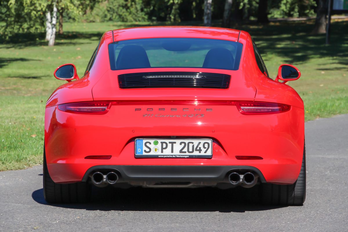 PORSCHE