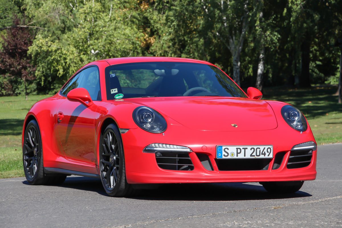 PORSCHE
