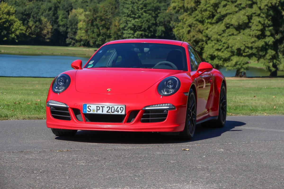 PORSCHE