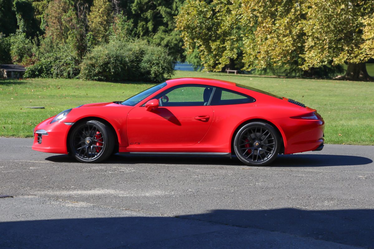 PORSCHE