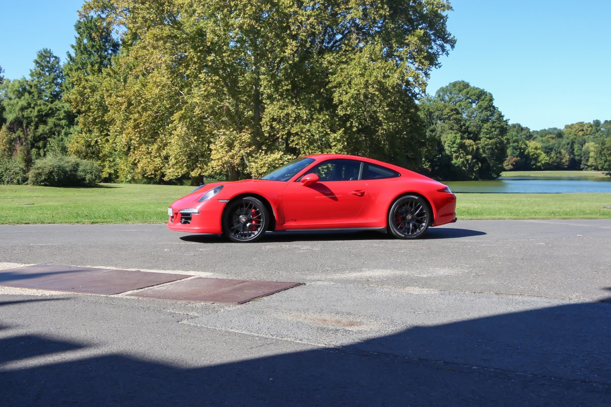 PORSCHE