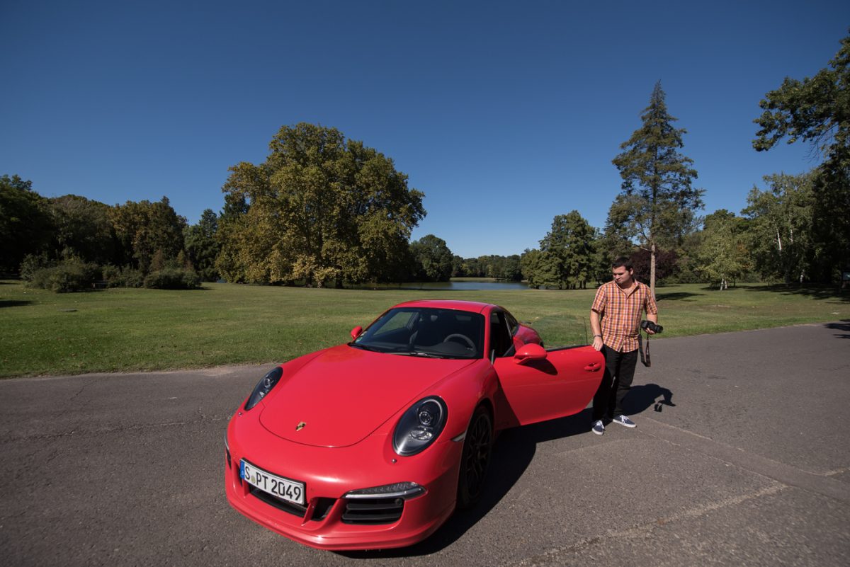 PORSCHE