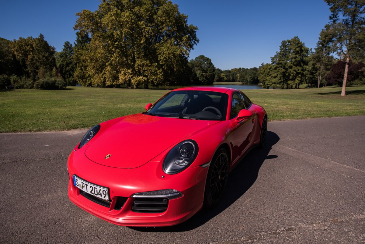 PORSCHE