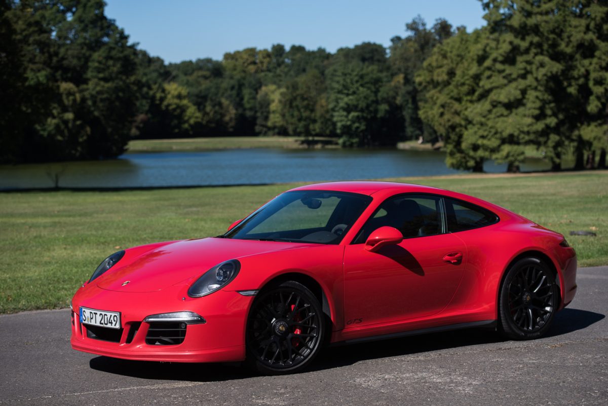 PORSCHE
