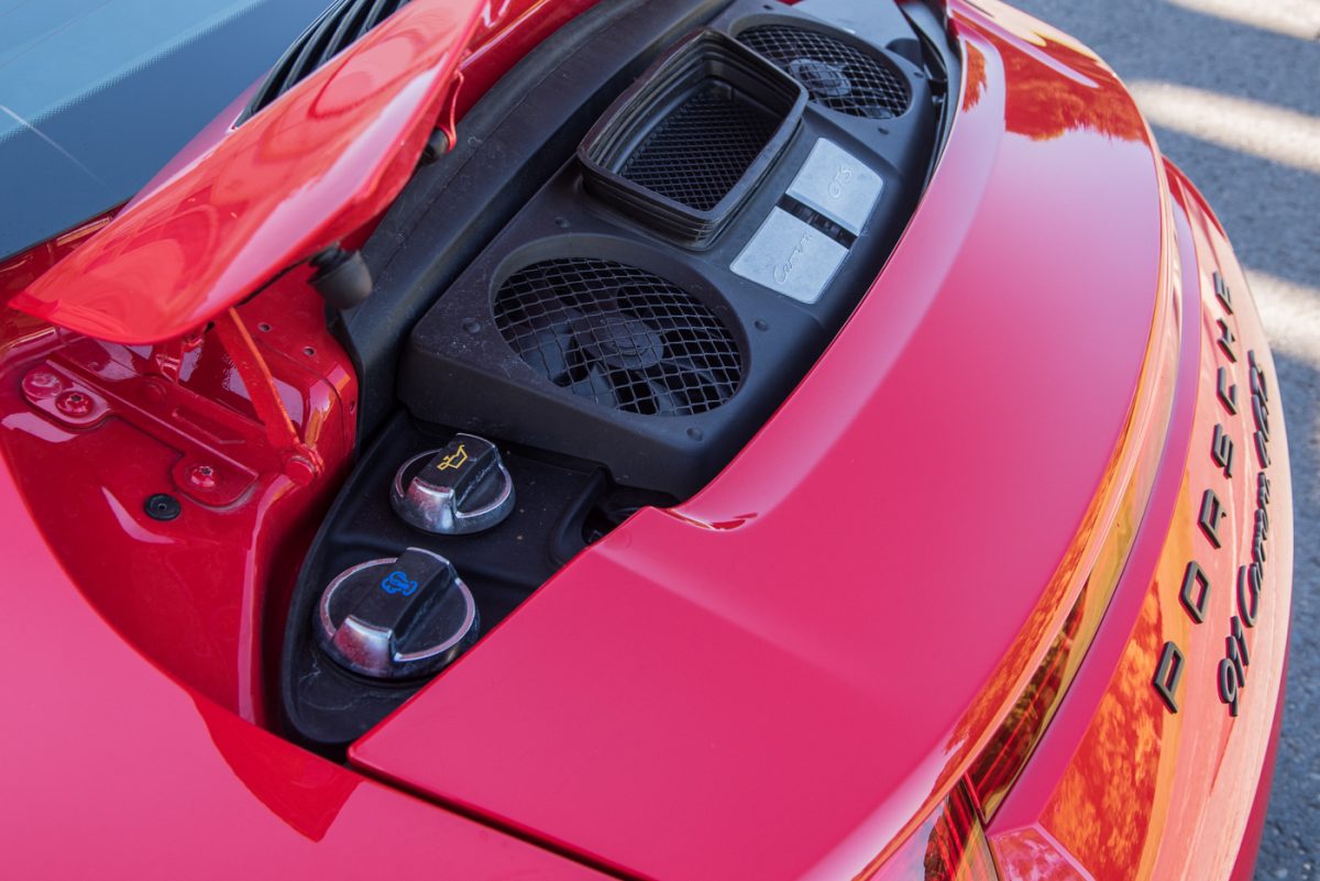 PORSCHE