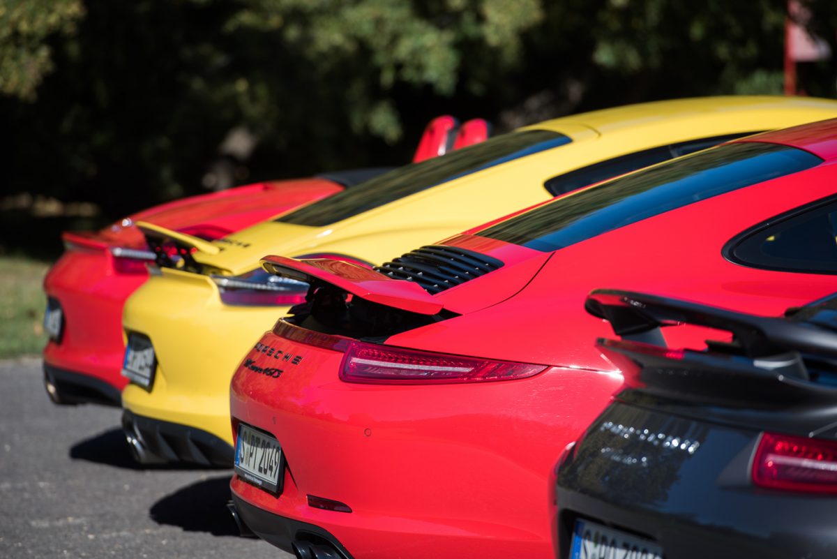 PORSCHE