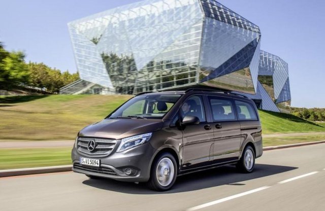 Mindent elvisz - bemutatkozott az új Mercedes Vito