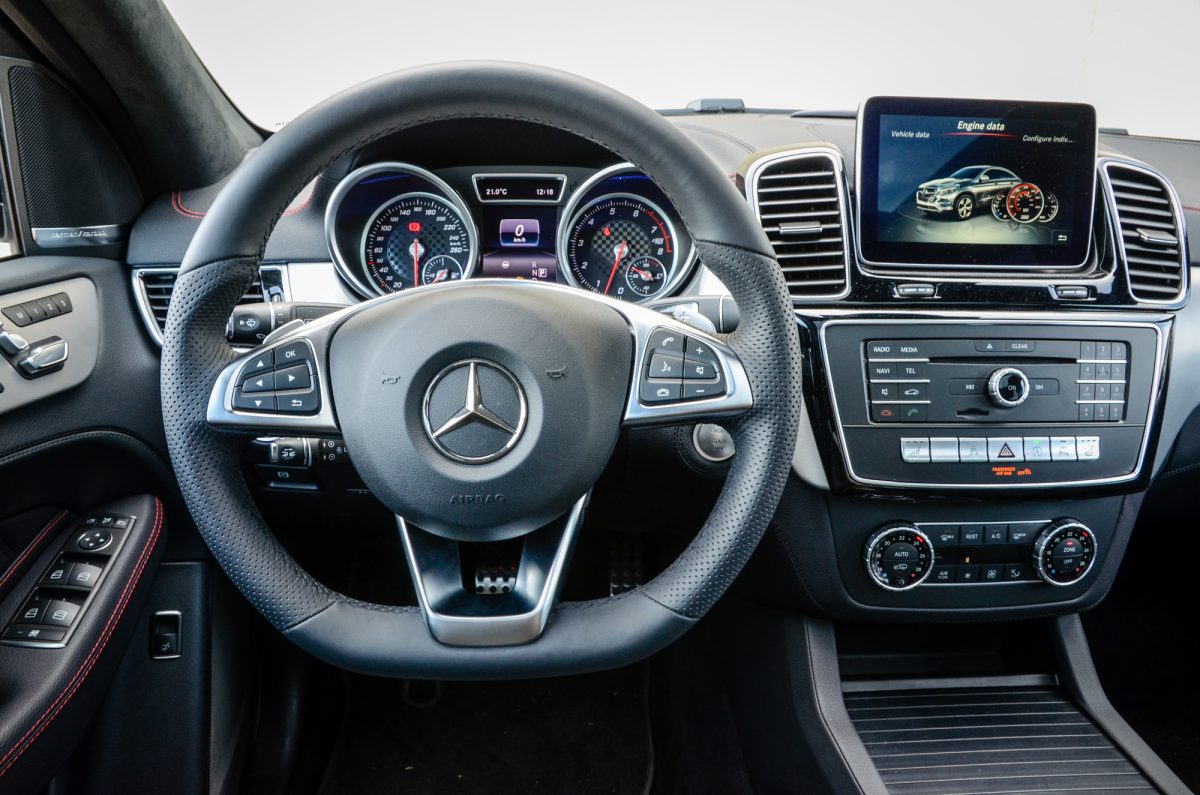 MERCEDES-BENZ