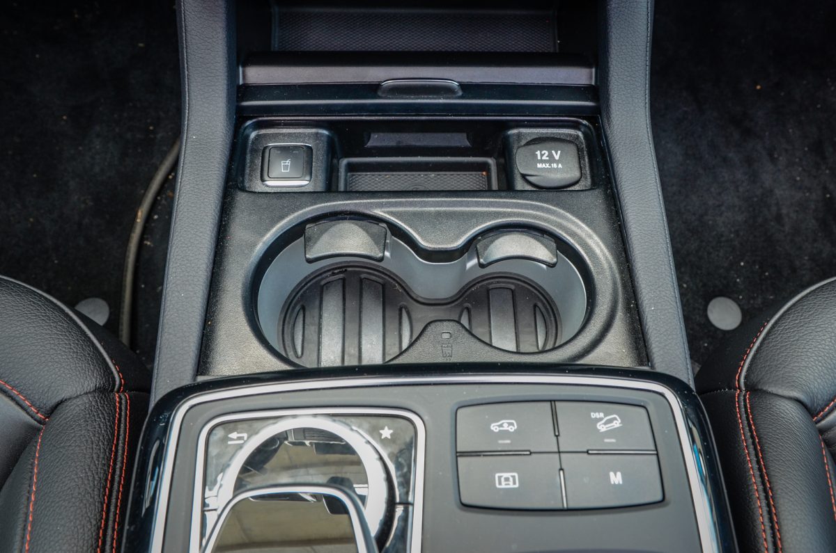 MERCEDES-BENZ