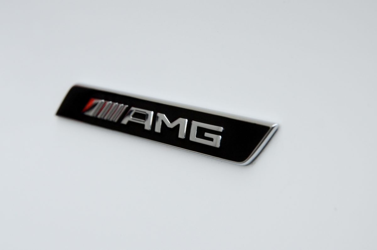 MERCEDES-BENZ