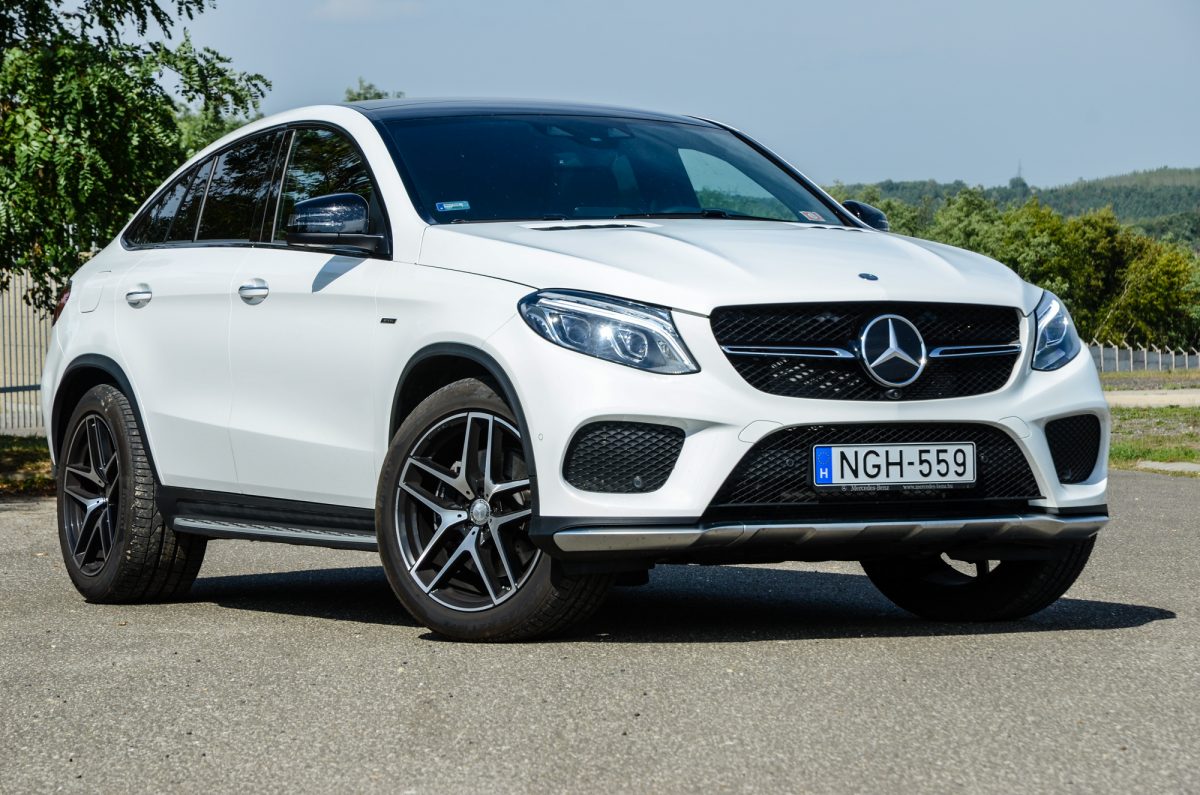 MERCEDES-BENZ