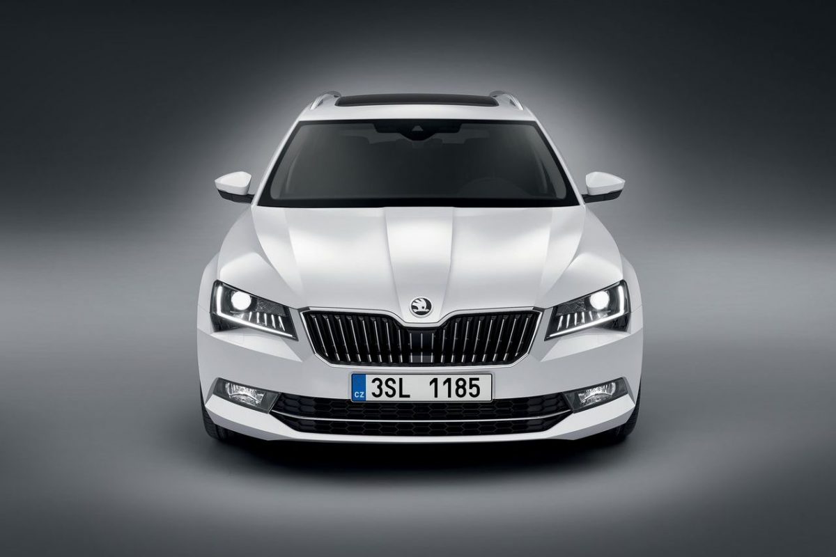 SKODA SUPERB