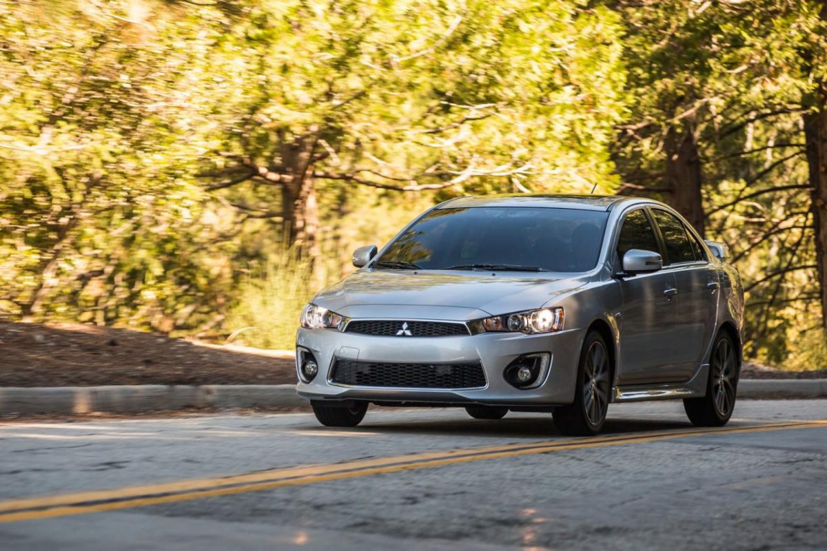 MITSUBISHI LANCER