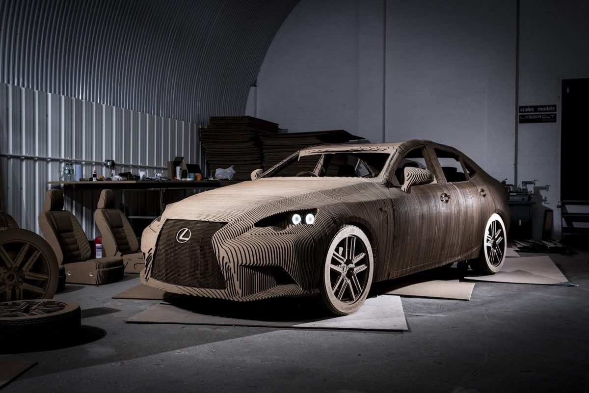 LEXUS IS