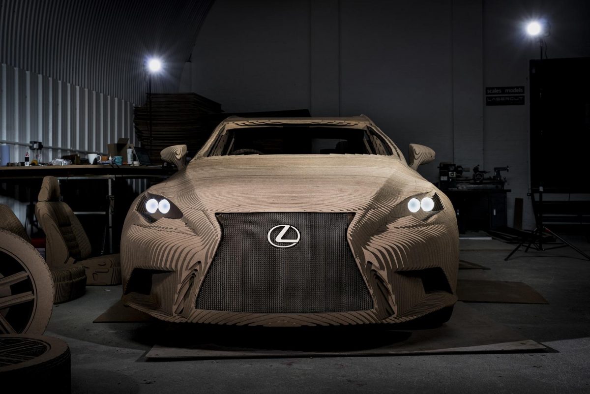 LEXUS IS