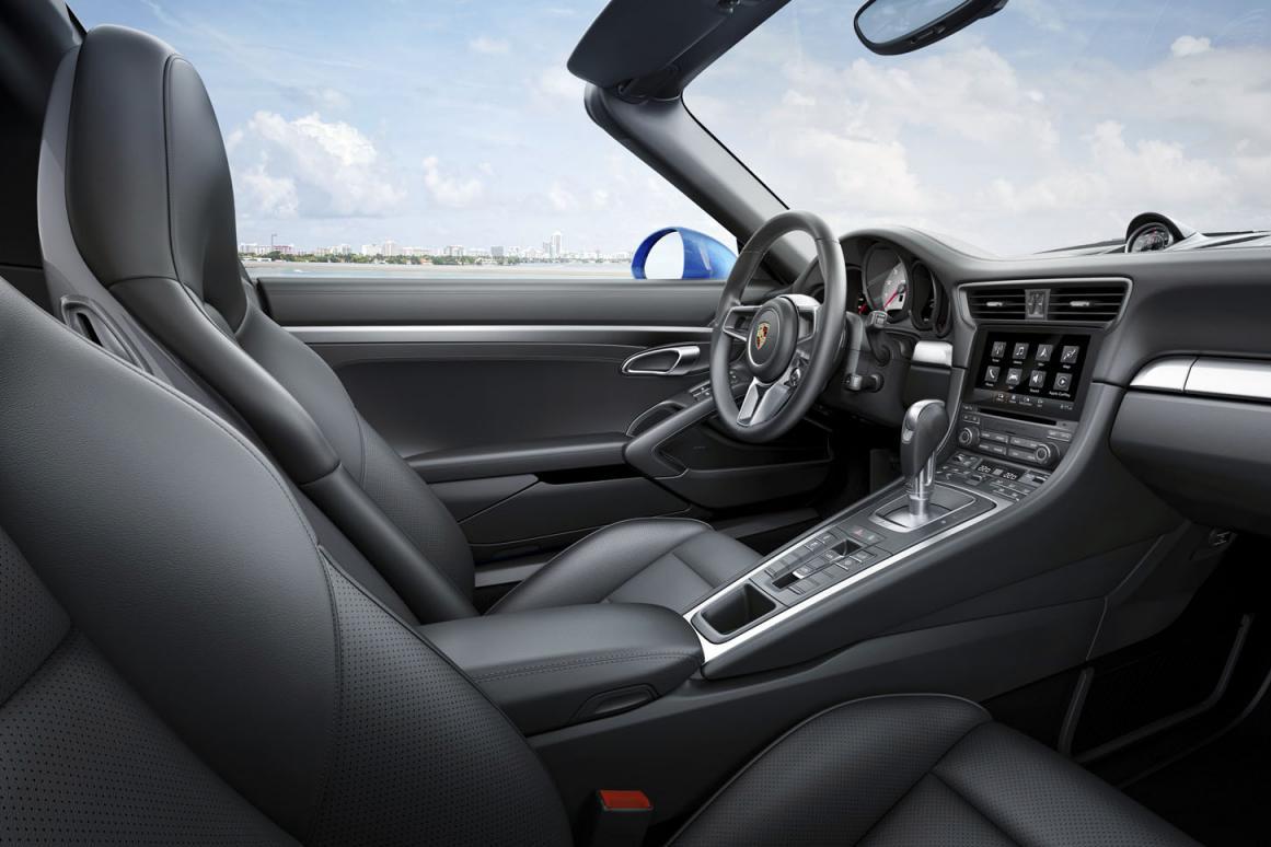 PORSCHE