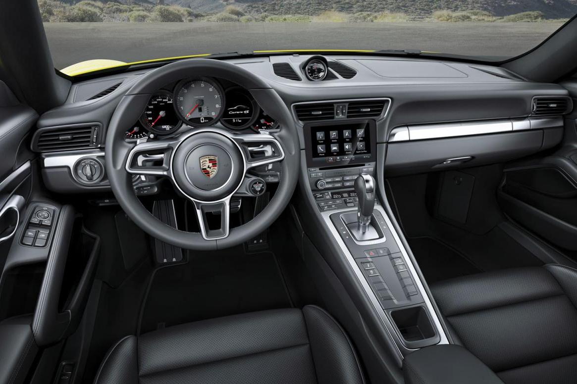 PORSCHE