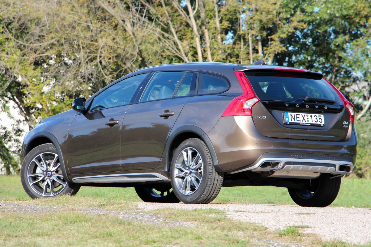 VOLVO V60