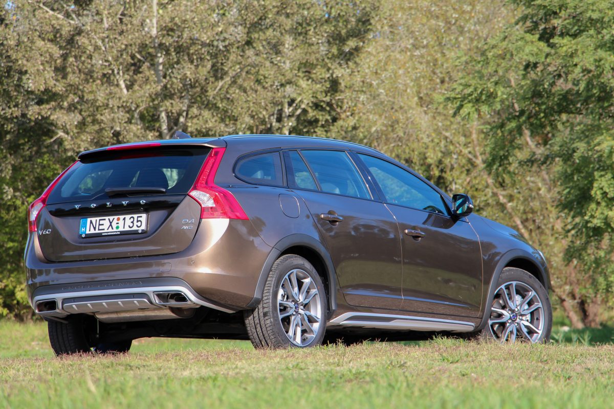 VOLVO V60