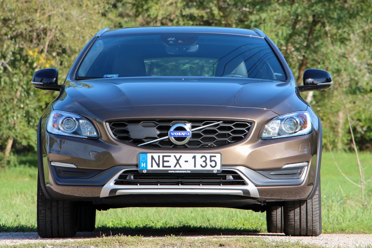 VOLVO V60